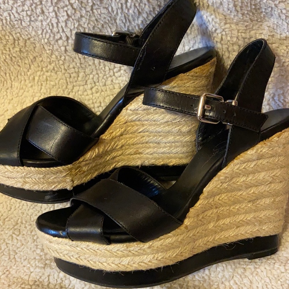 Jessica Simpson Strappy Wedge Espadrilles. 7.5